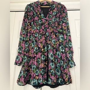 Long sleeves flower dress | Zara mini dress, Holidays outfit